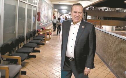 Congreso de BC avala reinstalar a Arturo González Cruz