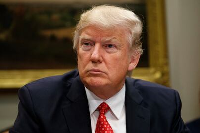 Corte rechaza apelación de Trump sobre veto migratorio; seguirá bloqueado