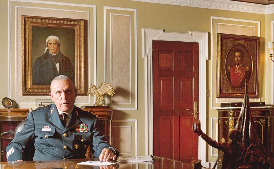 El titular de la Sedena, Salvador Cienfuegos, dice que no ve esfuerzos decididos en la mayoría de los estados para fortalecer sus policías. FEDERICO GAMA. EL UNIVERSAL