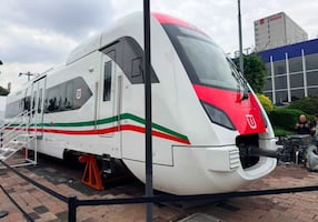 Exhibirán en Buenavista nuevo tren a Pachuca; usuarios podrán conocer el interior de un vagón y la cabina de conducción