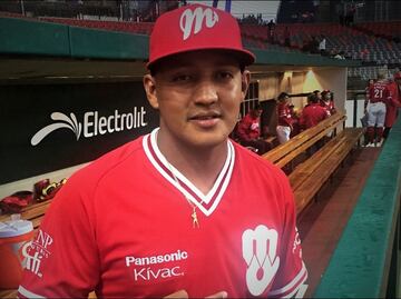 Nathanael Santiago, de niño inmigrante; Diablo Rojo de adulto