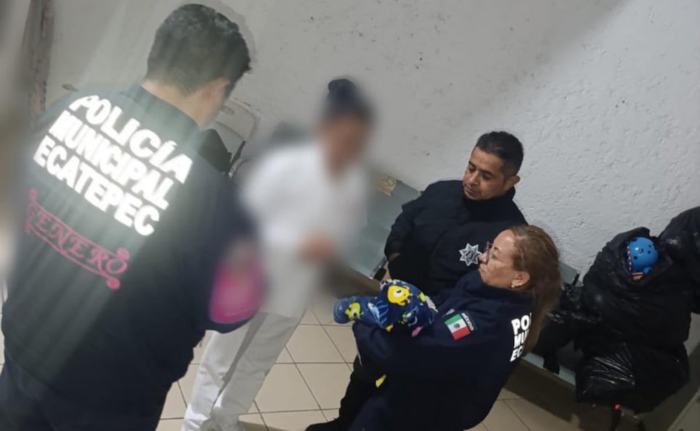 Rescatan a bebé abandonada en Ecatepec; menor quedó bajo resguardo del DIF.
Foto: Especial.