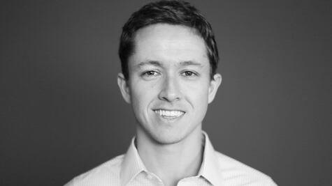 James Hamblin, el especialista de la Universidad de Yale que cuestiona cómo y cuánto nos bañamos