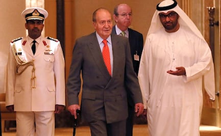 ¿Dónde se aloja el rey Juan Carlos I en Emiratos Árabes Unidos?