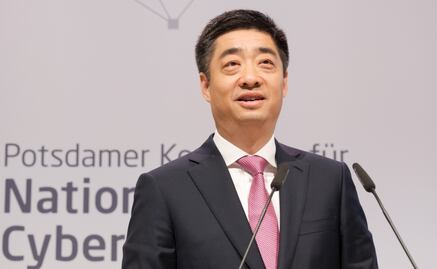 Huawei considera infundadas acusaciones de EU