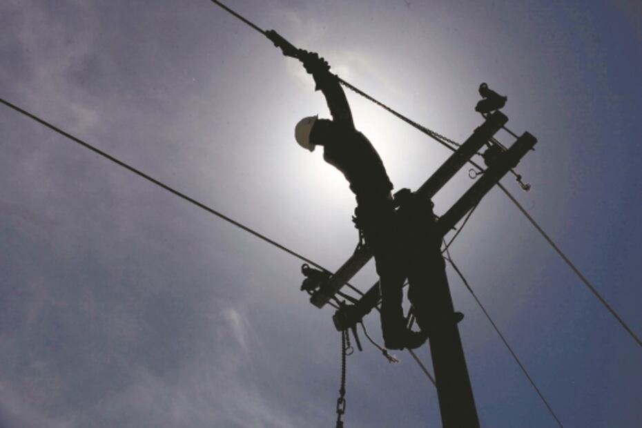 AMLO intimida a juez por frenar ley eléctrica