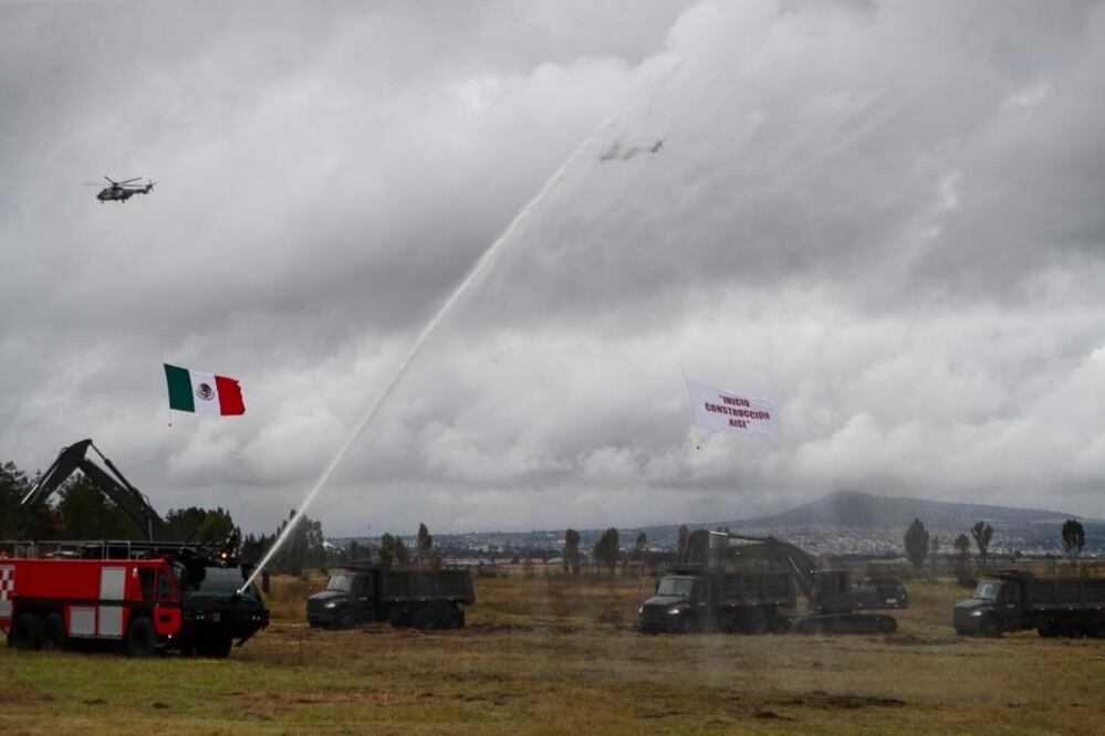 Banderazo de inicio de contrucción del Aeropuerto Internacional "General Felipe Ángeles" / Diego Simón Sánchez. EL UNIVERSAL