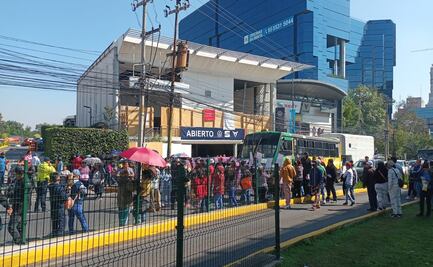 Manifestantes bloquean Periférico Sur en Álvaro Obregón por presunto fraude de agencia automotriz