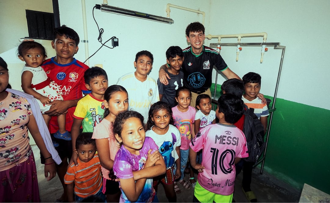 Igor Lichnovsky durante su proyecto en El Herrado, en Chiapas. FOTO: CORTESÍA