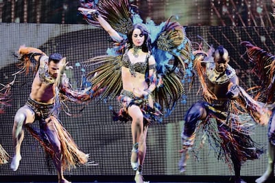 Aventurera baila en el Zócalo