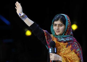 Malala regresa a Pakistán por primera vez desde que intentaron matarla