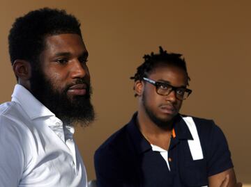 ¿Por qué los afroamericanos arrestados en Starbucks aceptaron acuerdo de un dólar?