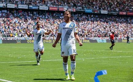 Giovani se luce en goleada del Galaxy
