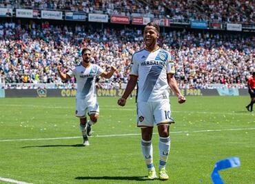 Giovani se luce en goleada del Galaxy