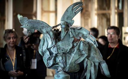 Exhiben "gallo" afectado por el incendio en Notre-Dame