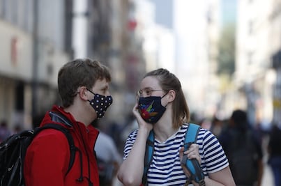 Debemos cuidarnos de ómicron como si de delta se tratara: epidemióloga de la OMS