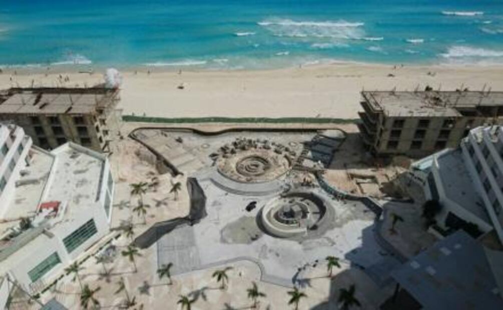 Clausuran obras de ampliación de hotel en Cancún