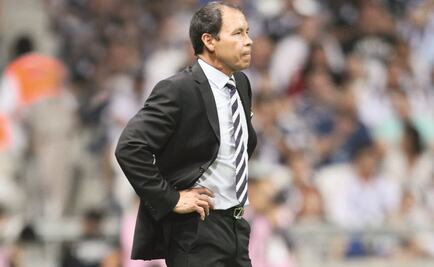 Eluden despidos de técnicos