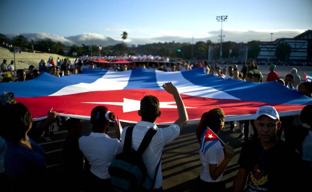 Los cubanos despedirán un 2017 desilusionados por el enfriamiento de las relaciones con Estados Unidos. Foto: AP