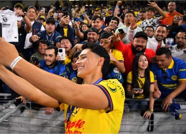 América planea "algo grande" para celebrar el Tricampeonato con su afición; esto dijo Santiago Baños