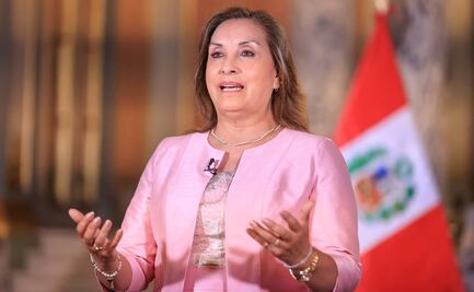 Presidencia de Dina Boluarte en Perú, en riesgo... por una cirugía de nariz; desata polémica