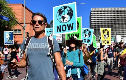 11 mil científicos se unen para declarar una emergencia climática global 