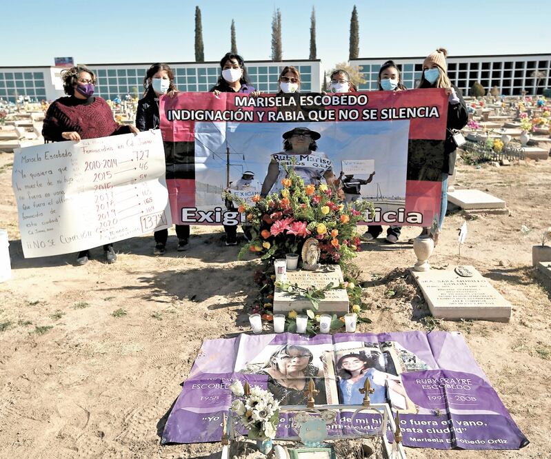 Madres de mujeres desaparecidas llevaron a cabo un acto co nmemorativo por Marisela ayer en Ciudad Juárez. CHRISTIAN TORRES. EL UNIVERSAL