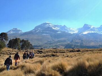 Hiking the Iztaccíhuatl-Popocatépetl National Park