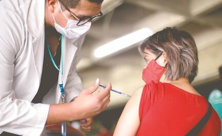 Buscan que proceso de vacunación dure 35 minutos