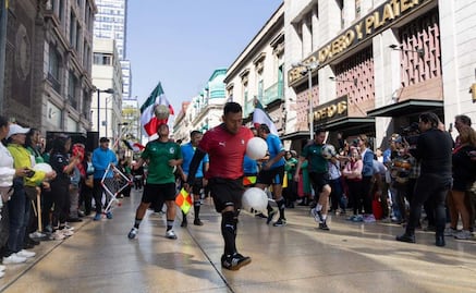 Con baile y música pilares realiza Flashmob "Amor Mundial” en la CDMX; participan 500 personas