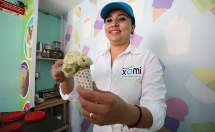 Por mes patrio, nevería en Toluca ofrece nieve de chile en nogada