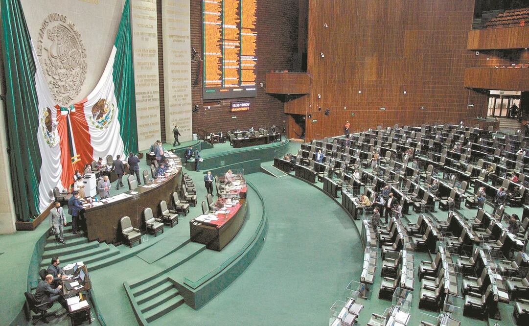 Diputados aprobaron la minuta del Senado que modifica la fecha de la expedición de la convocatoria de la consulta. Foto: Mario Jasso. cuartoscuro