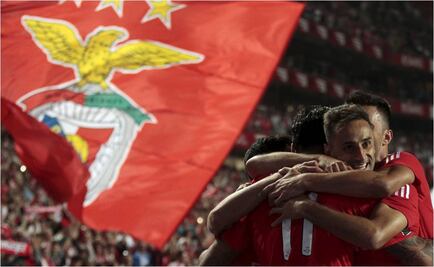 Raúl Jiménez juega en goleada del Benfica 