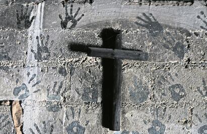 Fiscalía capitalina activa protocolo de feminicidio tras encontrar cuerpo en un predio de Xochimilco