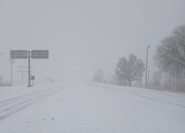 Reabren tránsito vehicular entre Sonora y Chihuahua tras intensa nevada; ambos estados estuvieron incomunicados 48 horas