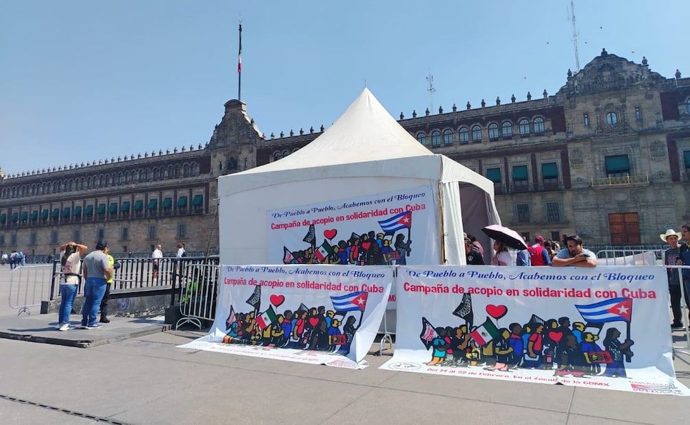 Acopio de víveres para Cuba en el Zócalo de la CDMX. Foto: Eduardo Dina / EL UNIVERSAL