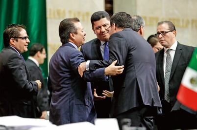 Por precio del dólar se modificará presupuesto: PRI