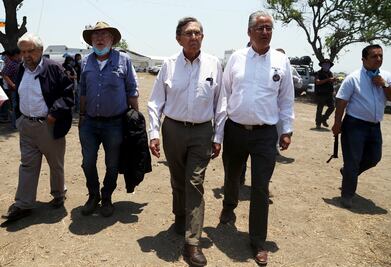 Propone Cárdenas refundar la nación sin partidos políticos