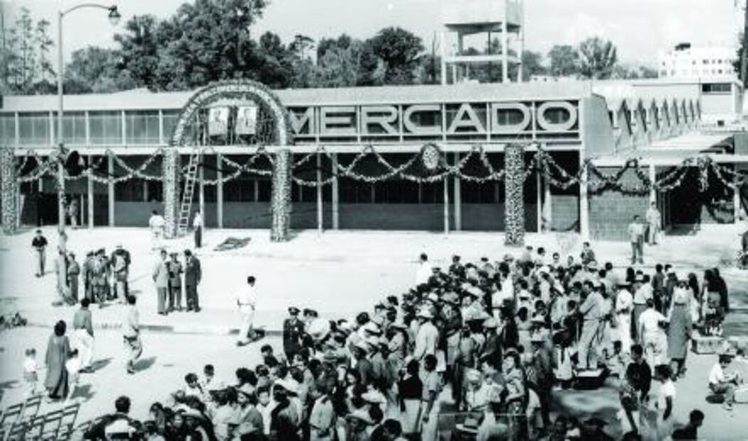 Los mercados ambulantes, herencia de los prehispánicos