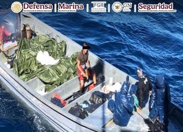 VIDEO: Ubican y detienen 3 embarcaciones con drogas en BCS; Semar realiza primer aseguramiento de 2025 en la mar