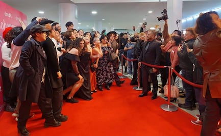 Así fue el estreno en cine de “Johanne Sacreblu”: su creadora, Camila Aurora, gozó como rockstar