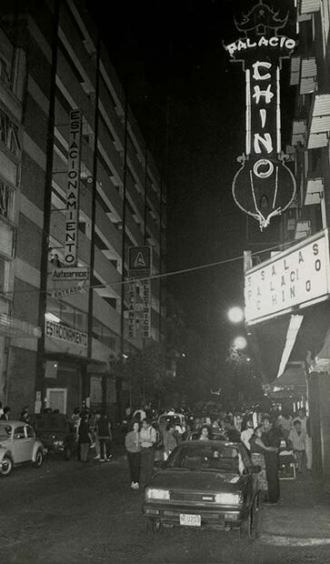 Ir al cine era como entrar a un palacio...chino