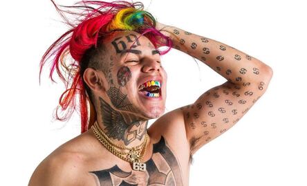 El rapero Tekashi 6ix9ine, hospitalizado tras ser brutalmente atacado