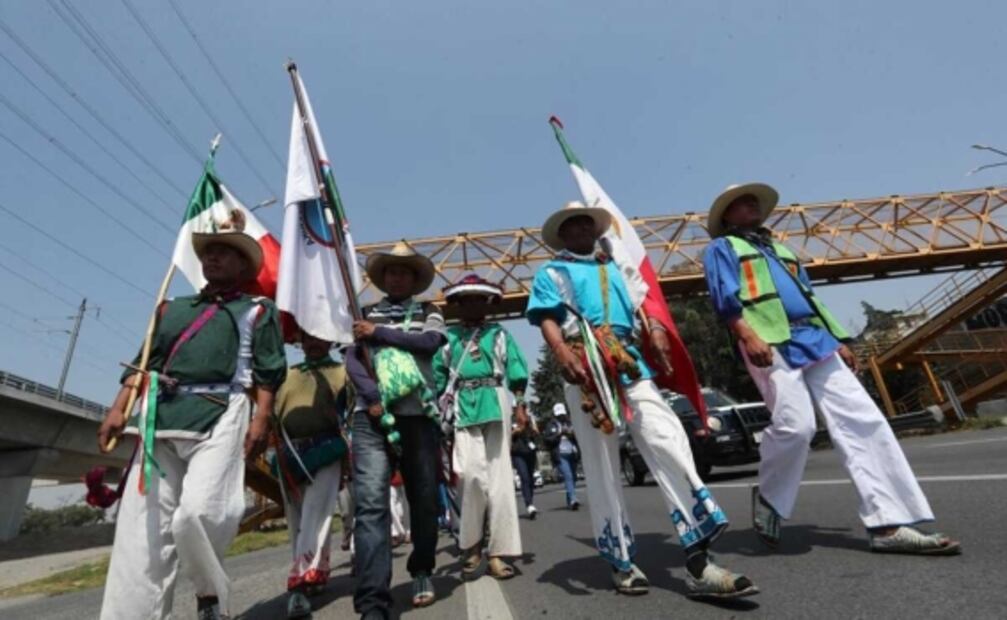 Pueblo wixárika continúa avanzando en Edomex en busca de diálogo con AMLO