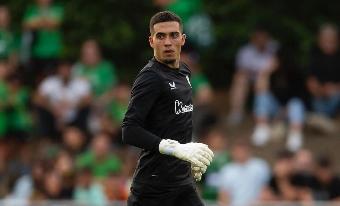 Alex Padilla es expulsado en partido del Athletic de Bilbao; no jugó un solo minuto