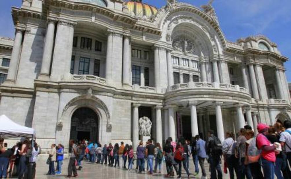 Más de 214 mil visitaron "Rojo mexicano"