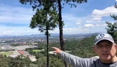 AMLO sube a cerro en Tlalpan para ejercitarse