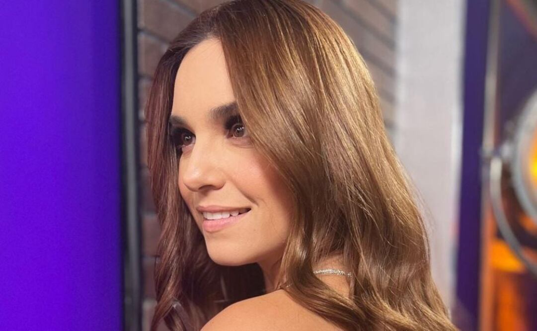 Tania Rincón de perfil. Fuente: Instagram @taniarin