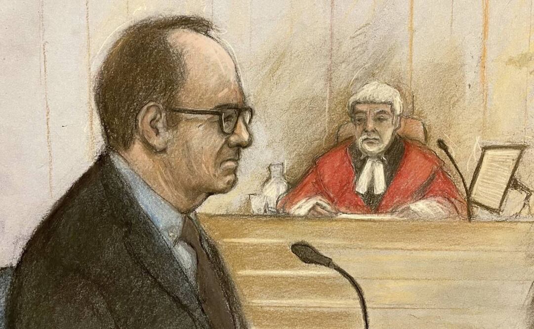 Kevin Spacey descartó las afirmaciones de un hombre como “pura fantasía” y dijo que tuvo encuentros consensuados con otros dos hombres que luego se arrepintieron. Foto: AP.