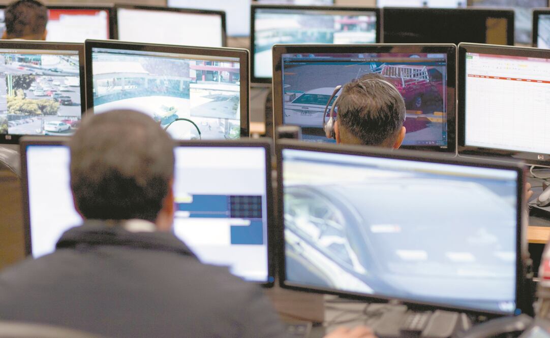 Siguen las pistas. La procuraduría local revisa cámaras del sistema C5 para identificar el vehículo que utiliza el delincuente. ARCHIVO EL UNIVERSAL